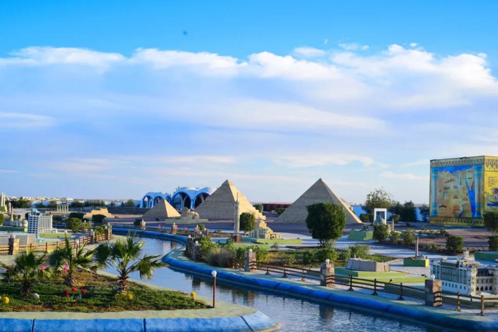 Mini Egypt park